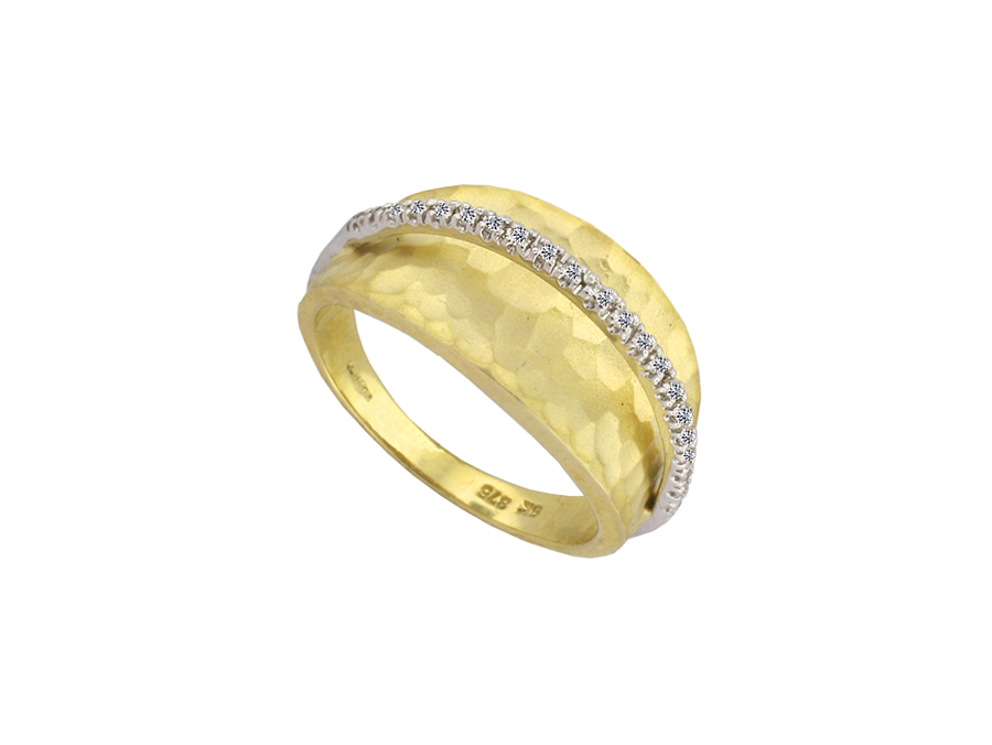 Diamond and 9ct Gold Ring 6574YWD